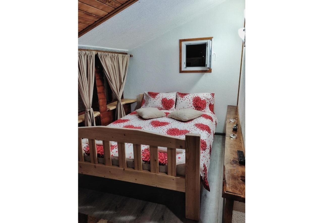 Wooden Ii Žabljak